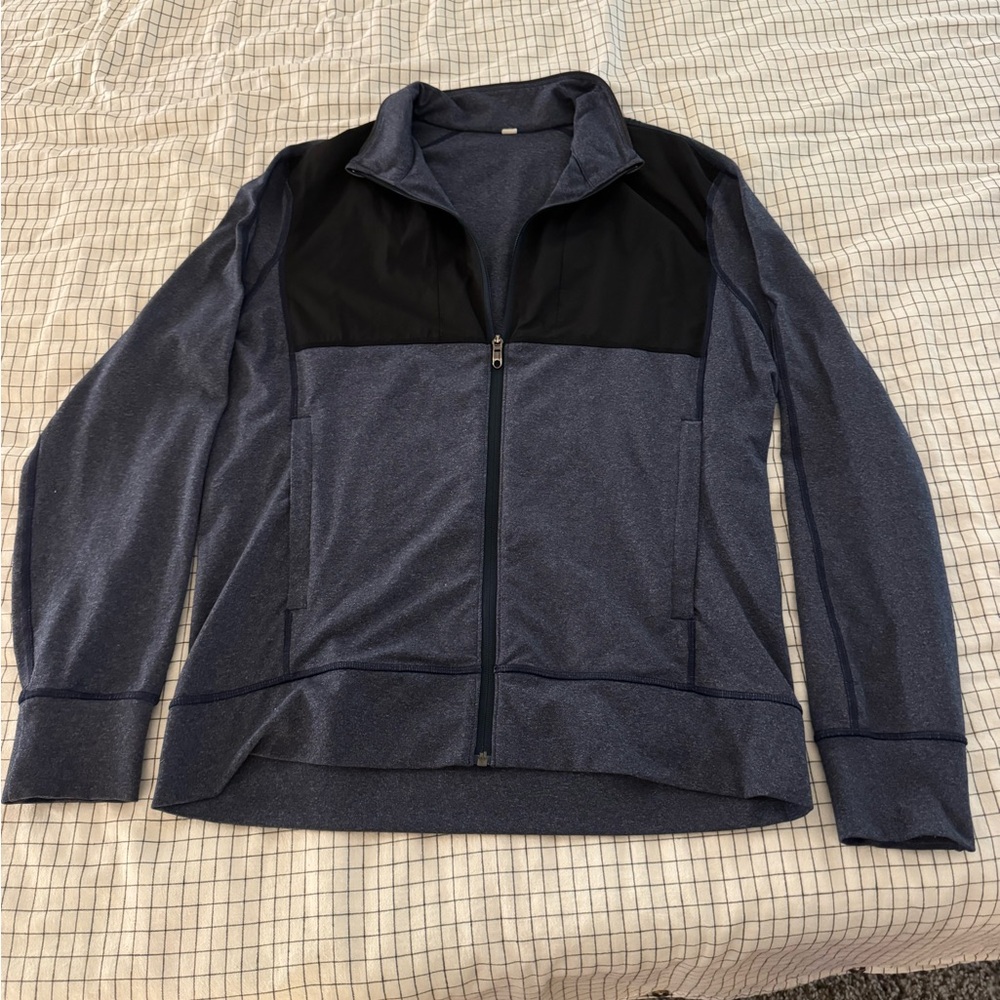 Men’s lululemon zip up jacket size Large
